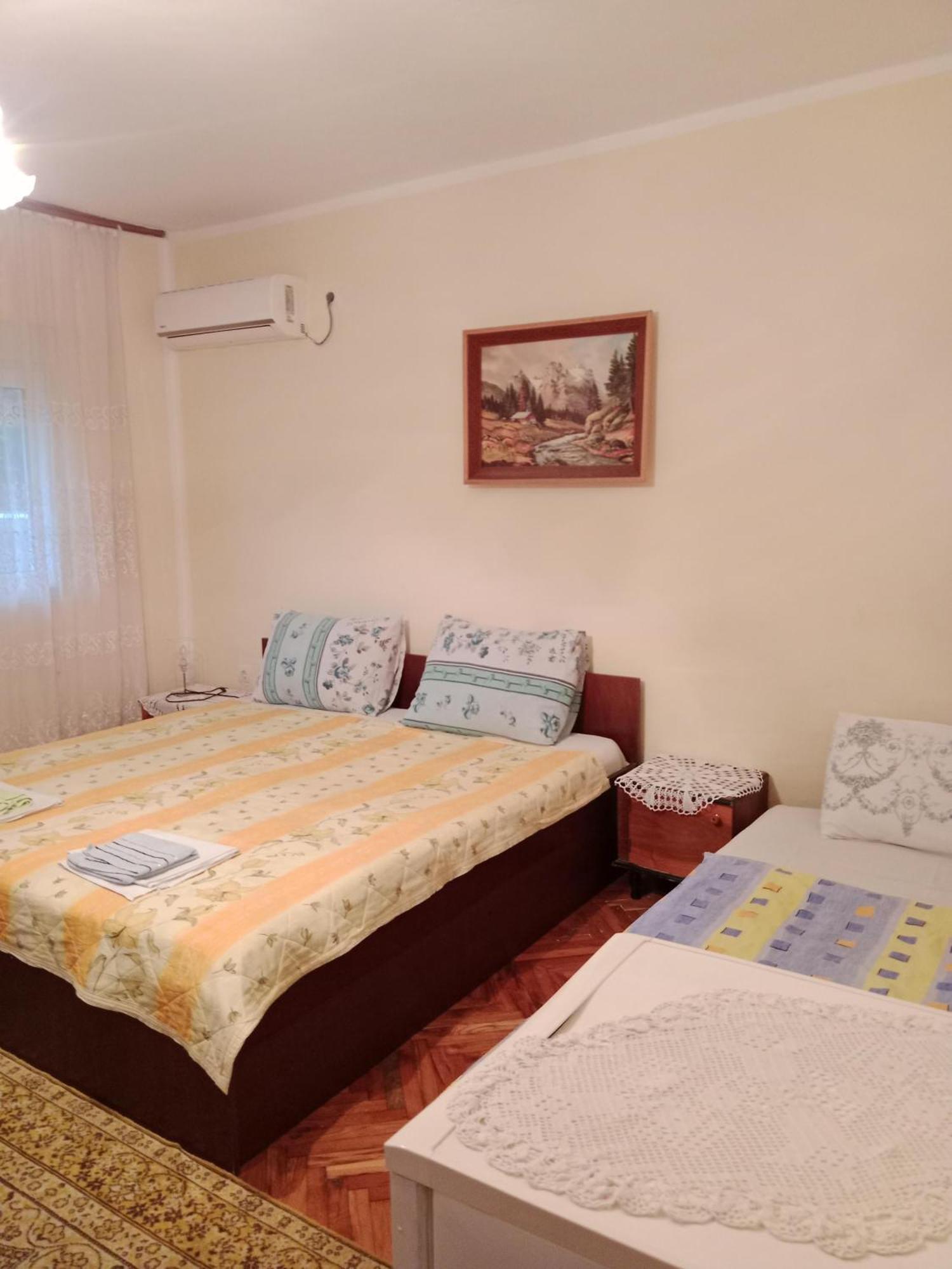 Rooms Banicevic Рисан Экстерьер фото
