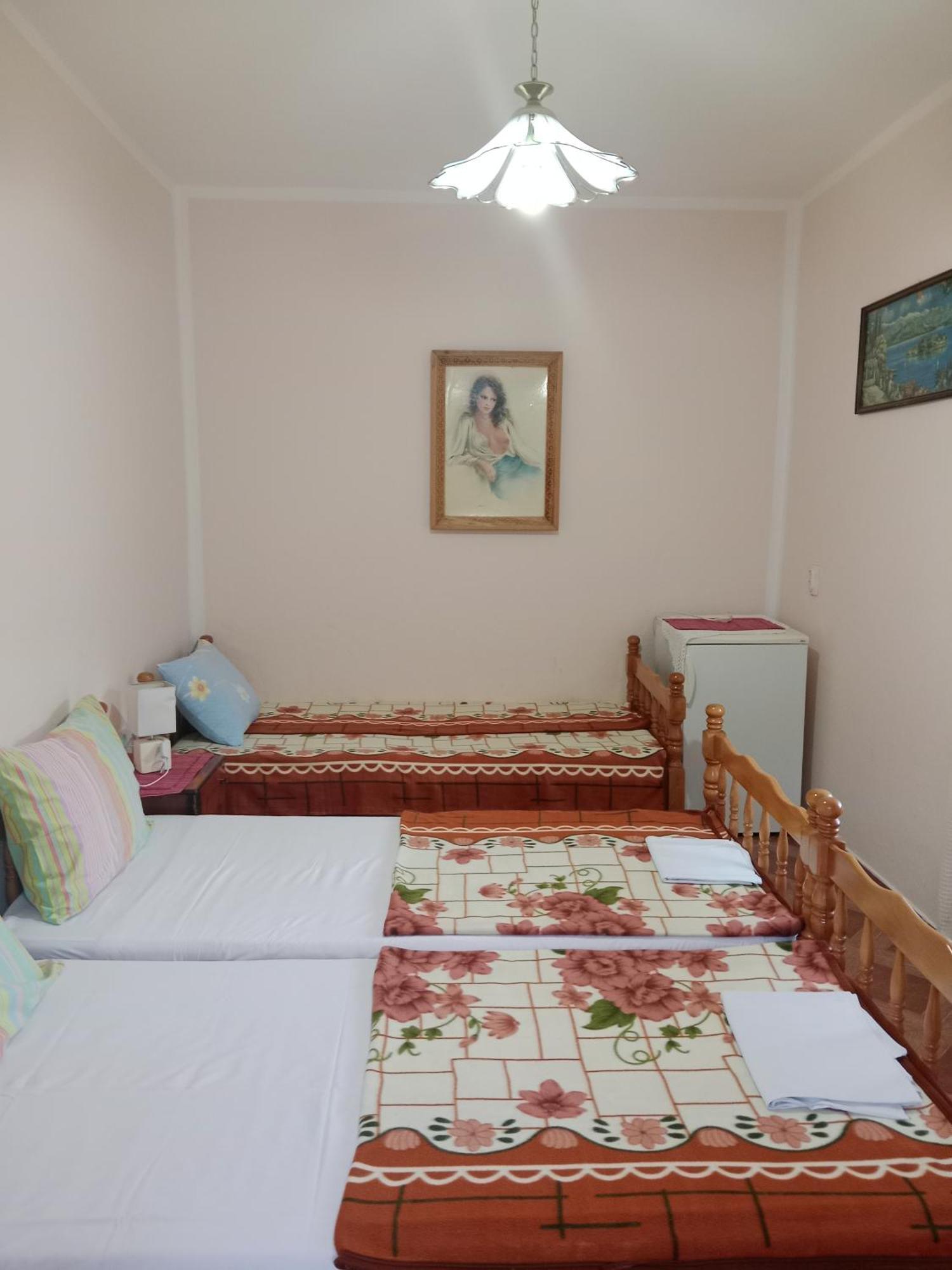 Rooms Banicevic Рисан Экстерьер фото