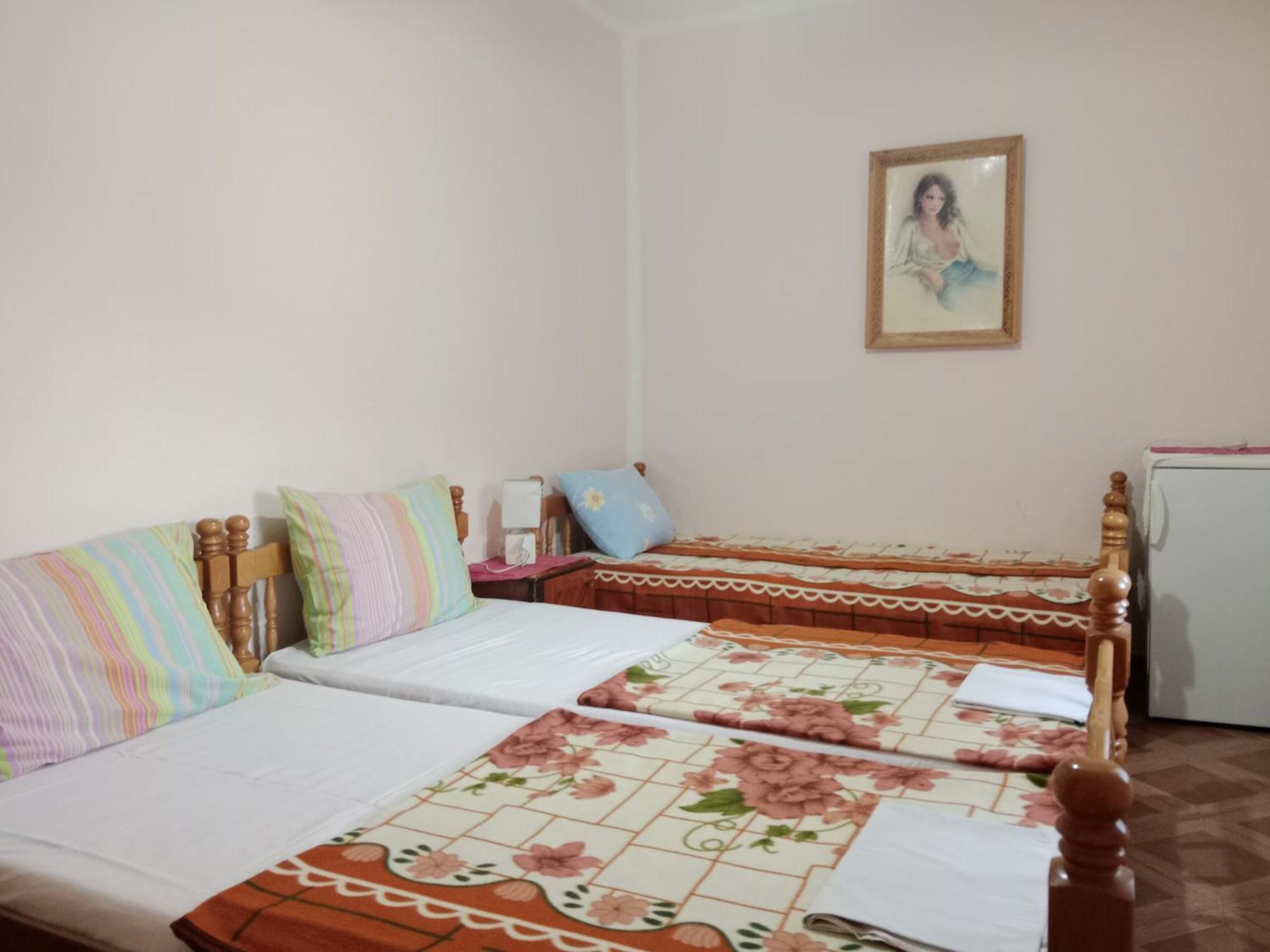 Rooms Banicevic Рисан Экстерьер фото